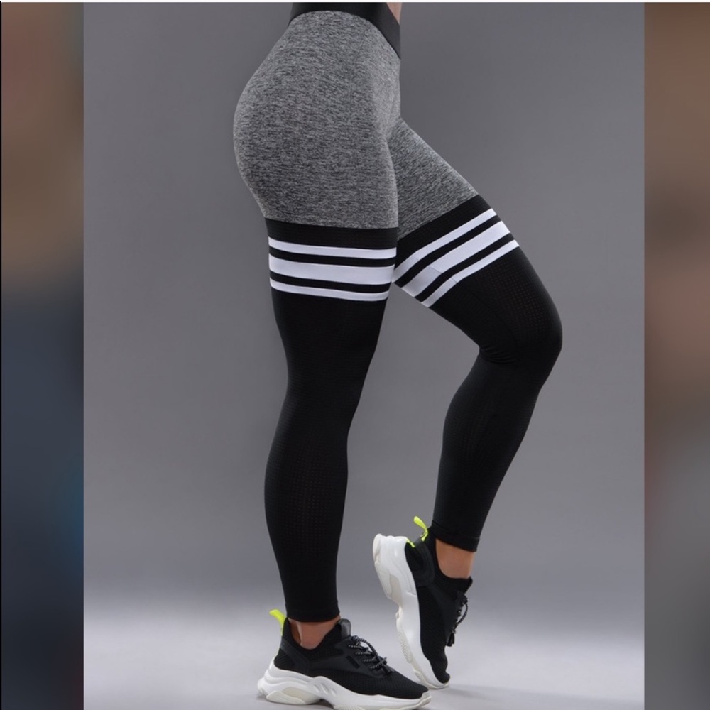 Bombshell Leggings